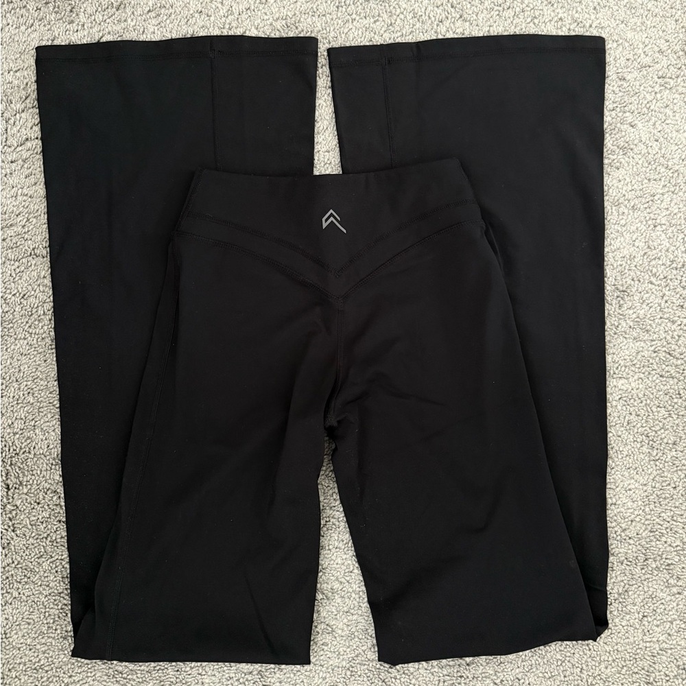 Oner Active Unified Wrap Flare Bottoms in Black - Picture 6 of 9
